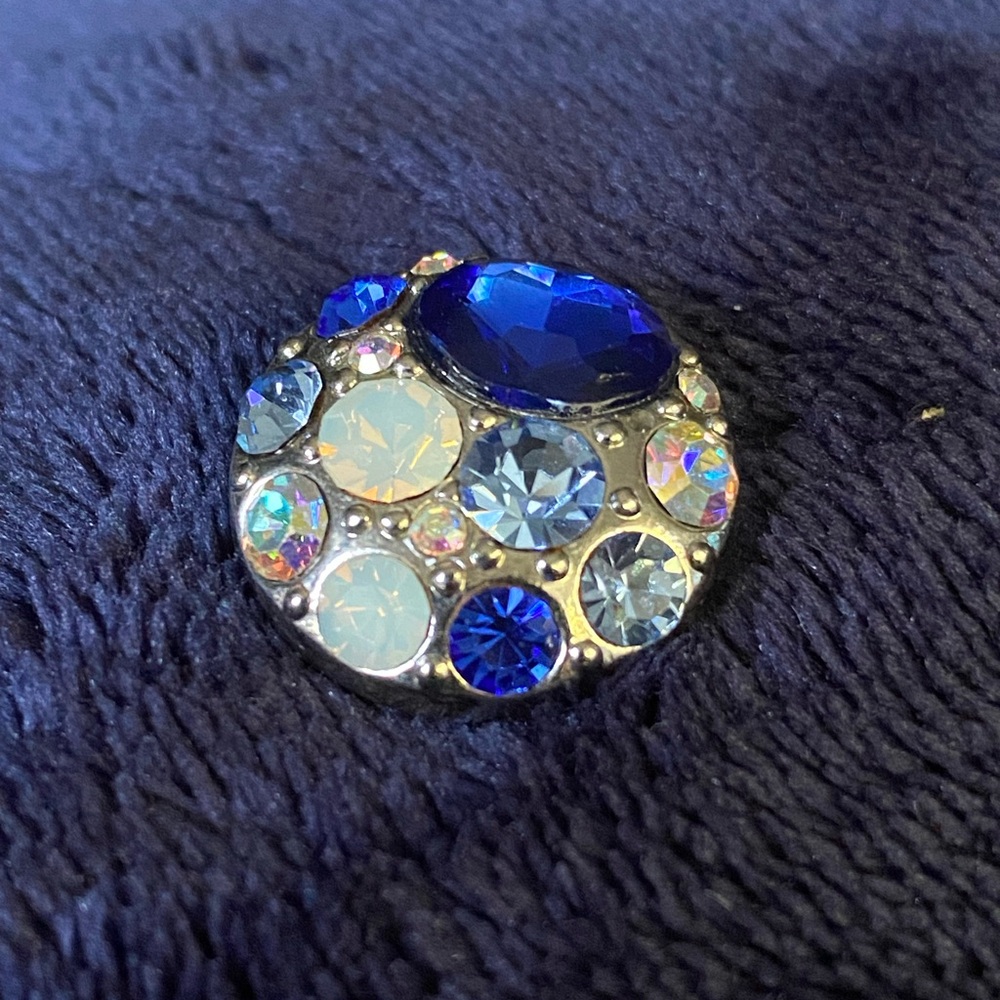 Elegant Blue Crystal “Ginger Snaps” necklace attachment